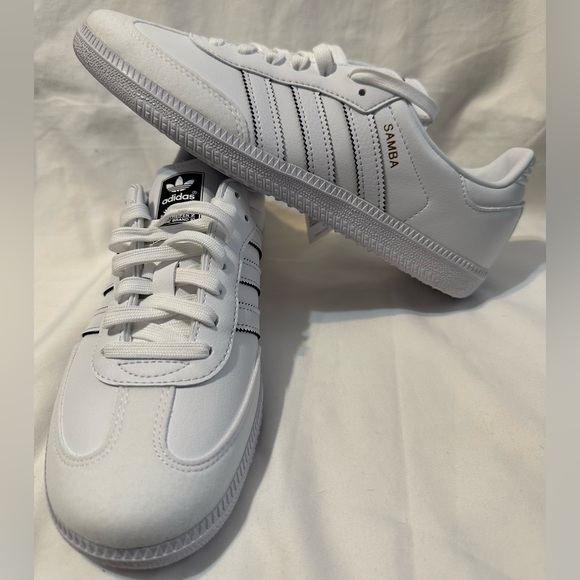 Adidas Men’s Samba Disney x Mickey Mouse White Shoes GY1889. - Picture 10 of 10